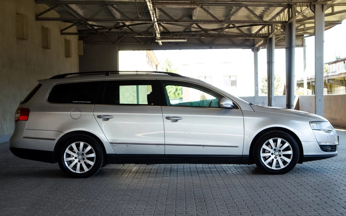 Volkswagen Passat cena 17900 przebieg: 400213, rok produkcji 2010 z Radom małe 704